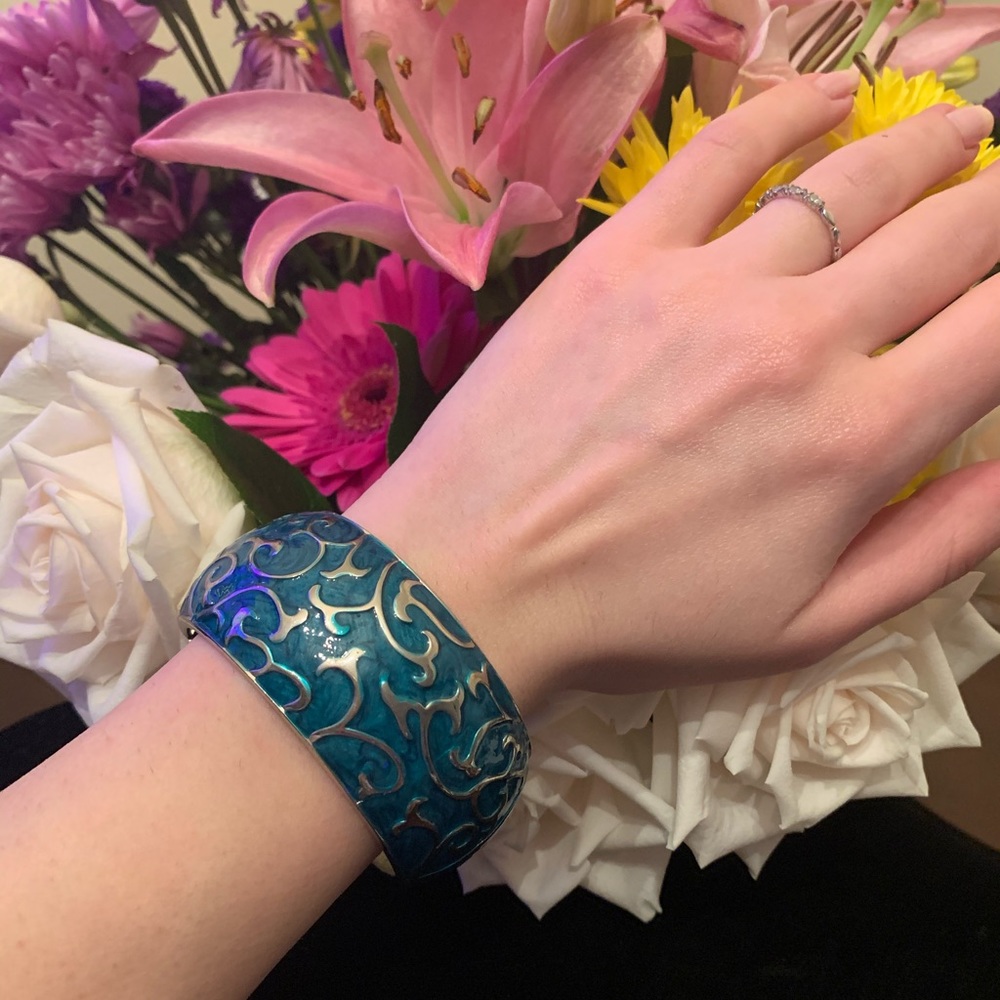 Blue and Silver bagel bracelet